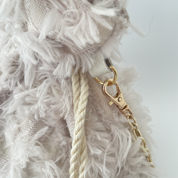 リュクスな尾州生地ドローストリングバッグ/オフホワイト 7枚目の画像