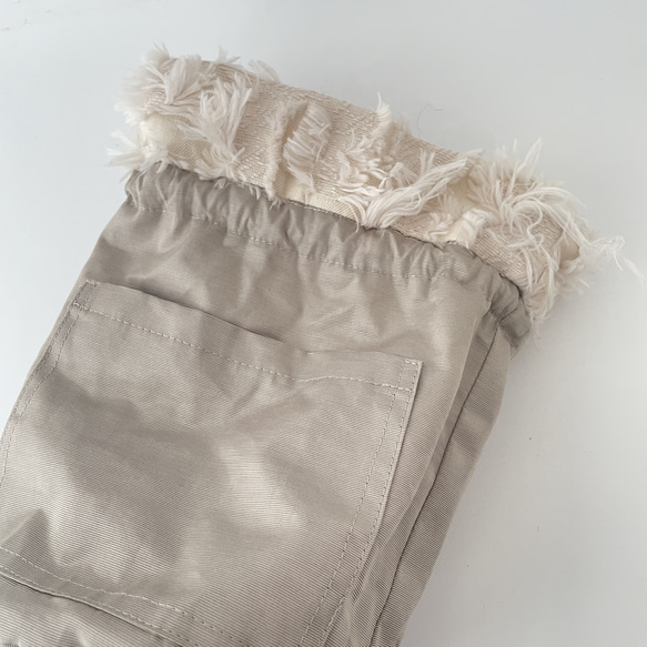 リュクスな尾州生地ドローストリングバッグ/オフホワイト 10枚目の画像