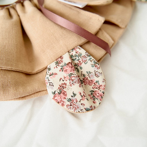 耳付き つけ襟風 フリルスタイ ダブルガーゼ リバティ ムーンモス