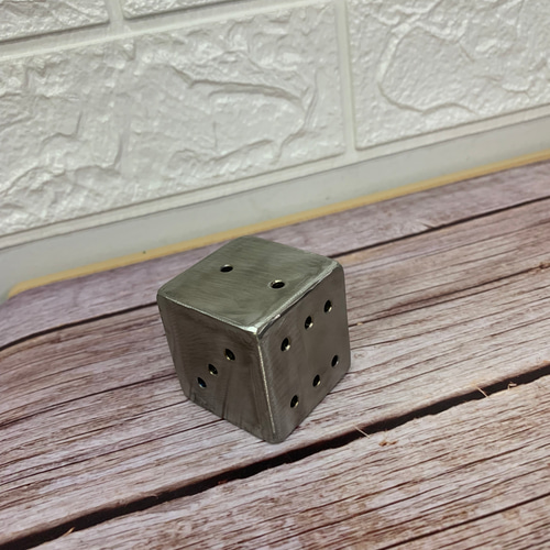 LIDOサイコロ型ペーパーウェイト