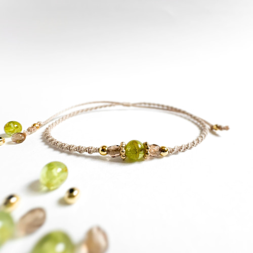 8月誕生石】ペリドット の天然石ブレスレット *一粒の橄欖石* ギフト