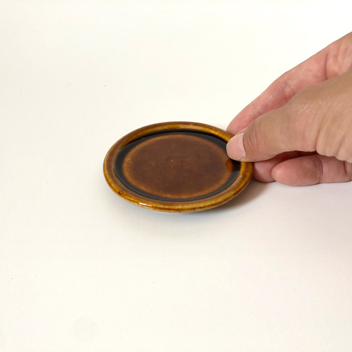 -24/z5　飴釉薬　豆皿 24/z5 飴釉薬 豆皿