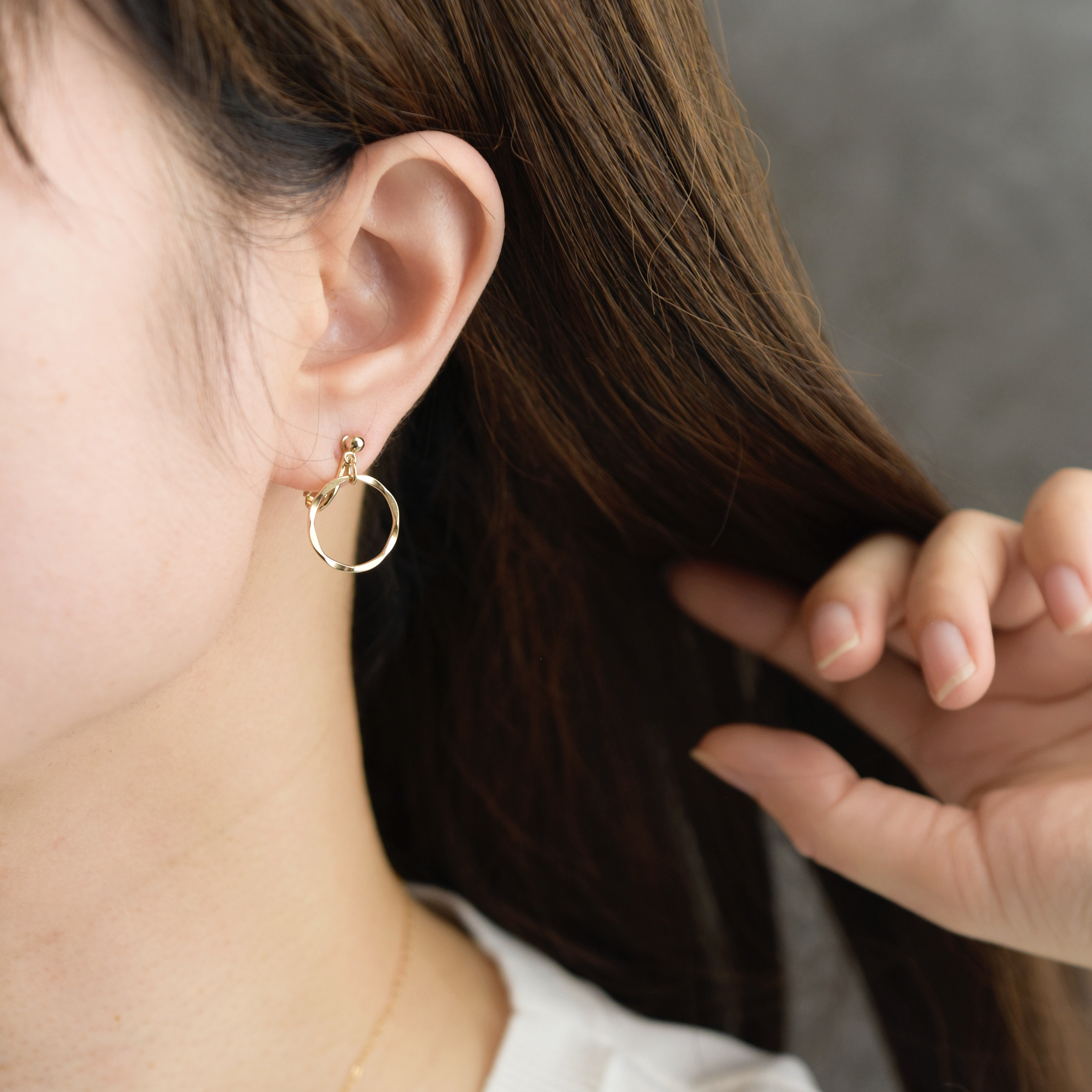 ▶︎イヤリング ▶︎さりげない揺れ感でキラキラ ゴールド フープ