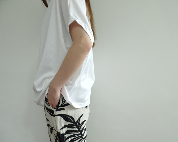 寬鬆輪廓/棉質套頭衫（黑色） 第4張的照片