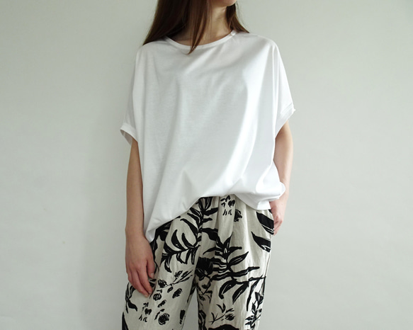 寬鬆輪廓/棉質套頭衫（黑色） 第5張的照片