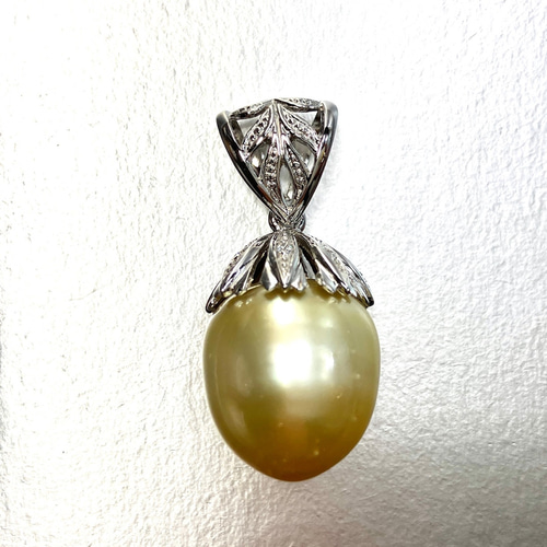 南洋真珠ペンダントトップ
