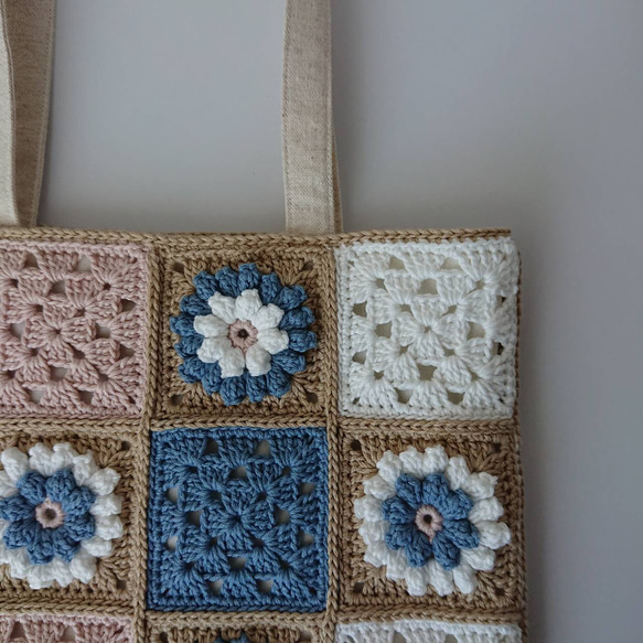 クロッシェグラニースクエアミニバッグ・ベージュ×ブルー(コットン糸・ かぎ針編み  ) 人気・おすすめ｜使いやすい・旅行におすすめ 品質保証 全国発送 日本国内発送・最短翌日お届け