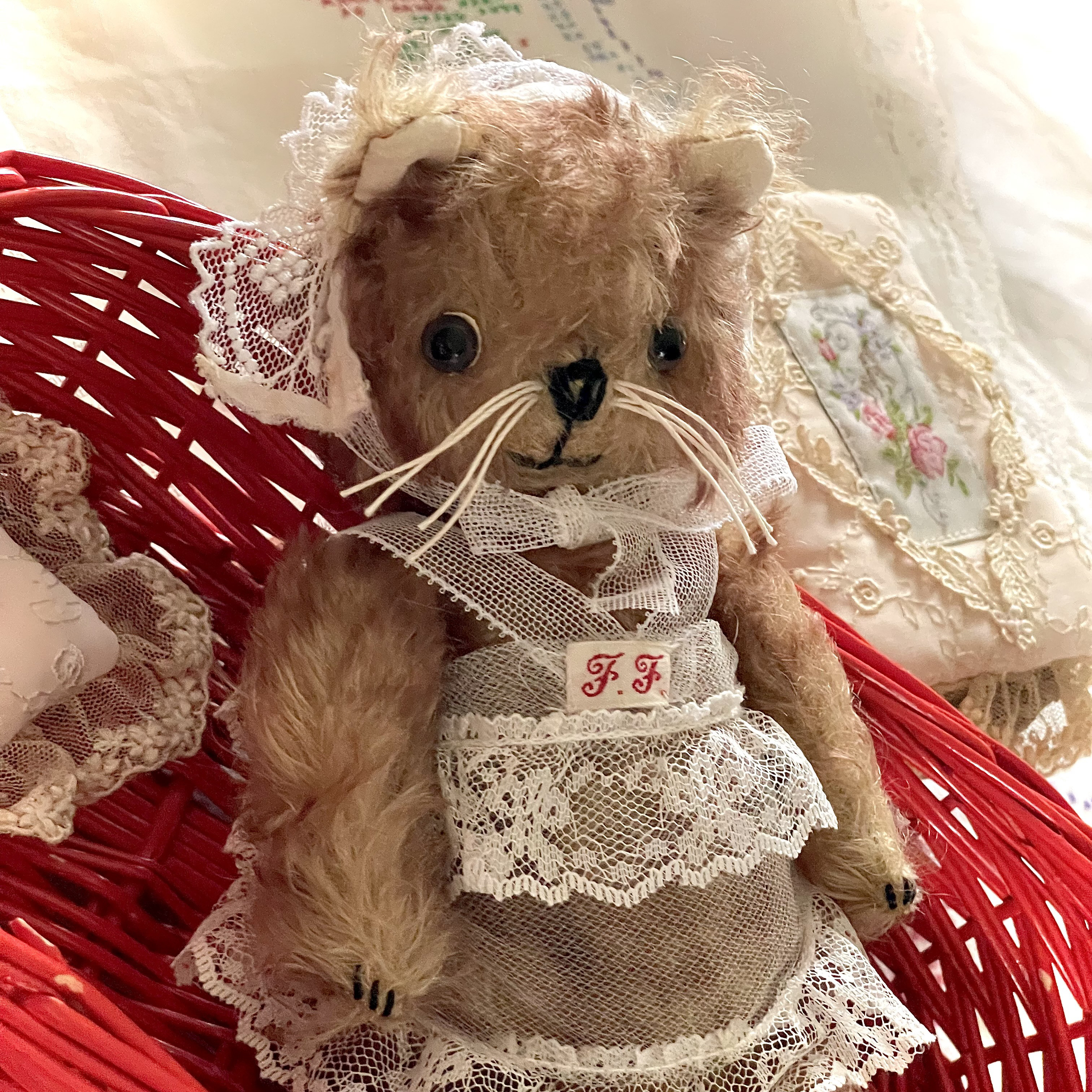 ぬいぐるみ　ねこ　作家　アーティストベア　テディキャット ♡moriのえほんさまねこ猫ネコ作家ぬいぐるみ作家テディベア