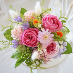 華やかピンクローズアレンジ～プリザーブドフラワーアレンジメント