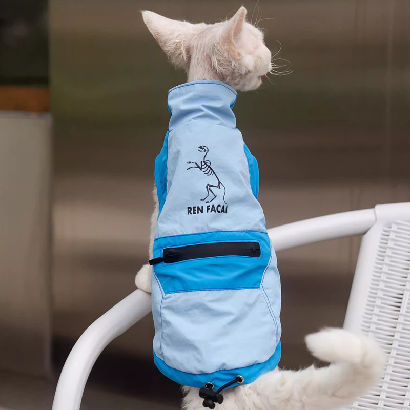 〈オーダーメイド可能〉猫服 犬服 ペット服 ネコ 青い恐竜骨格柄フリースジャケット スフィンクス猫 防水 日焼け止め