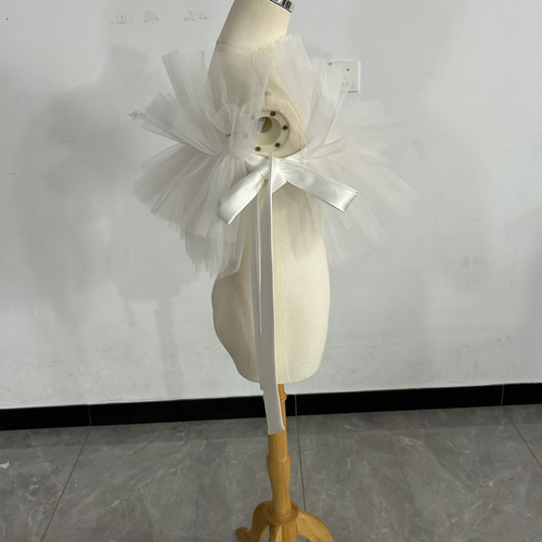 フランス風 オフショルダー ストレッチ オフホワイト リボン 可愛い  