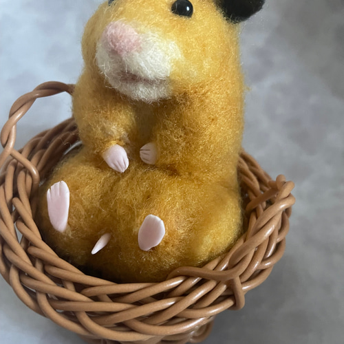 はむタマ座布団♪お座りキンクマハムスター *羊毛フェルト* 羊毛