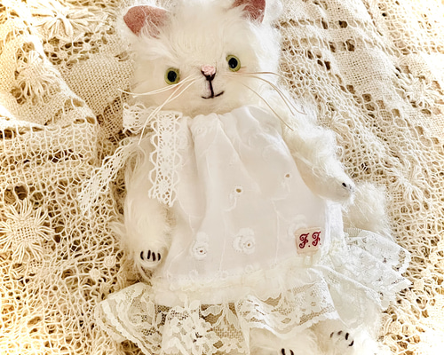 三毛猫のテディベア★アートドール　テディキャット　ぬいぐるみ 三毛猫のテディベア☆アートドール テディキャット ぬいぐるみ