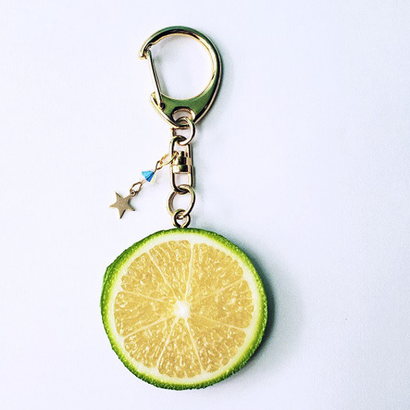 ライム（両面細工）大サイズ☆リアルな食品サンプルのフルーツ