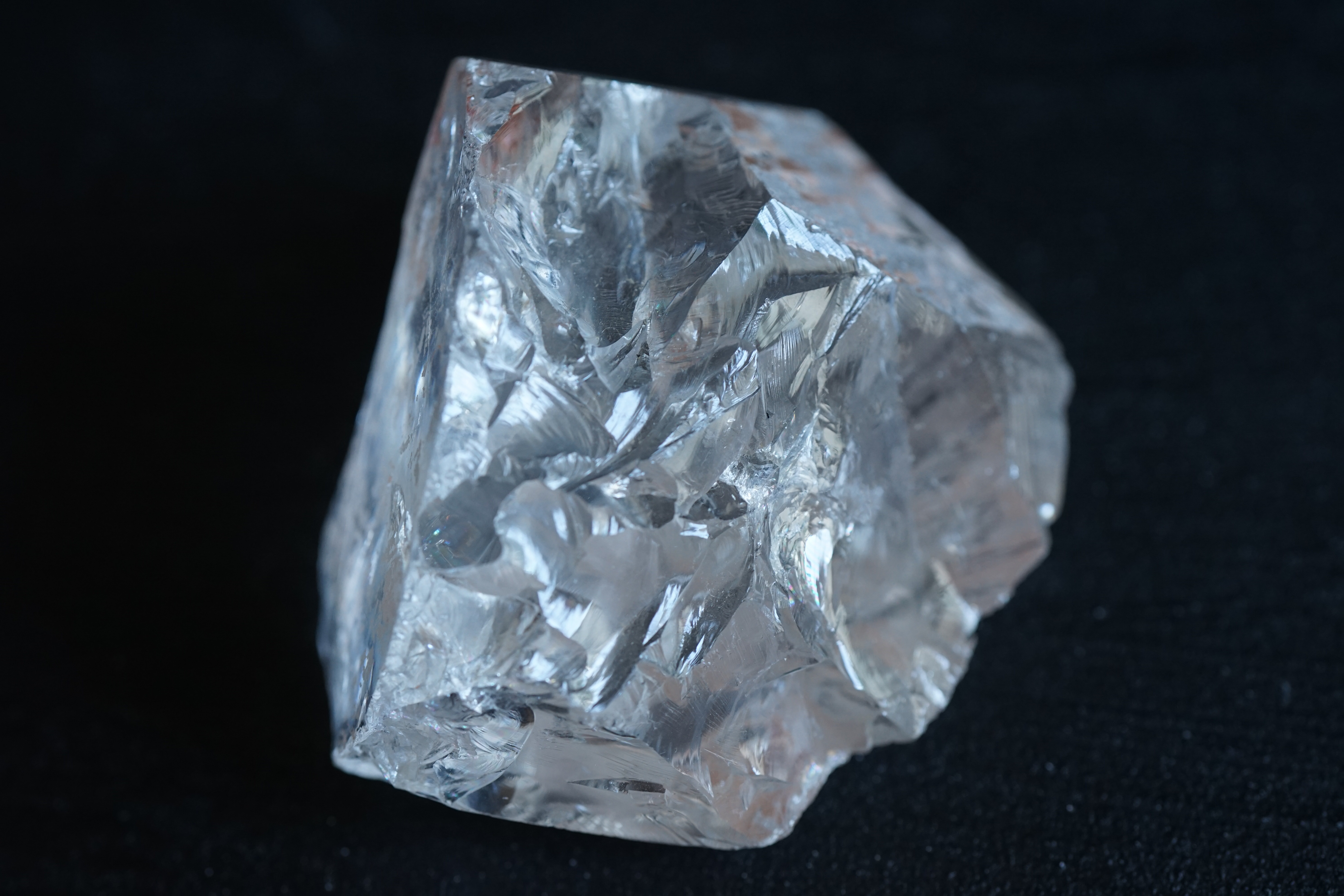 レッドレムリアンシードクリスタル　255.5g　#1006