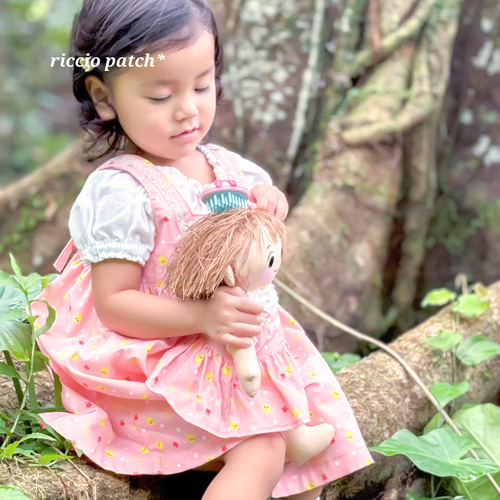 ひよこのぴよよのジャンパースカート ー 物語を着る子供服 ー 子供服