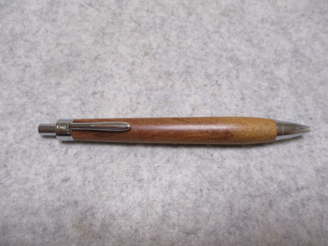 紅桧　油木　キヌカオイル仕上げ　木軸ボールペン(シャープペンシル)