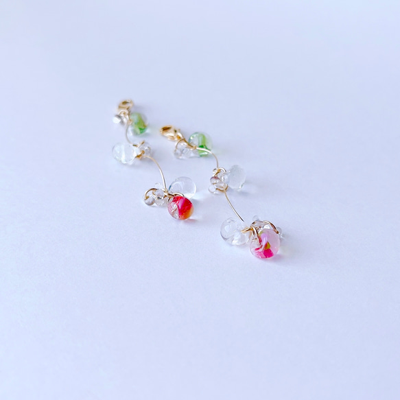 natsuiro✴︎桜桃✴︎ ピアスみたいなマスクチャーム　ティアドロップ　ガラスピアス　さくらんぼ　ピンク　チェリー 6枚目の画像