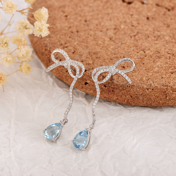 ▽ リボンモチーフアクアマリンピアスk18 ビジューリボンピアス