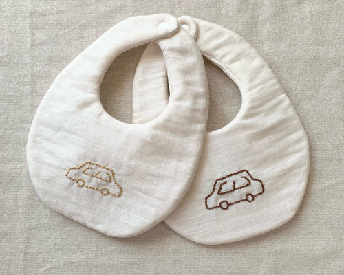 刺繍スタイ　専用 ⚪︎くるま刺繍スタイ⚪︎リバーシブル スタイ・よだれかけ mori 通販