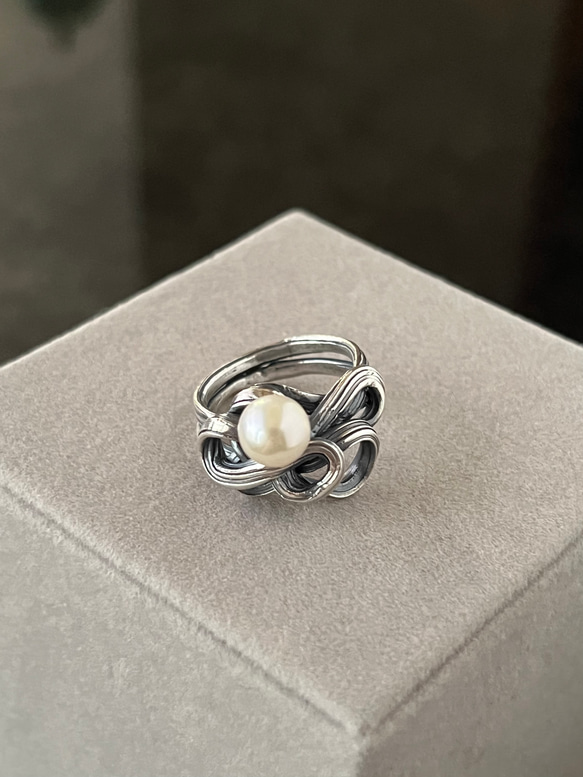 純銀】アンティーク調 ウェーブパールリング ( アコヤ真珠 ) 指輪