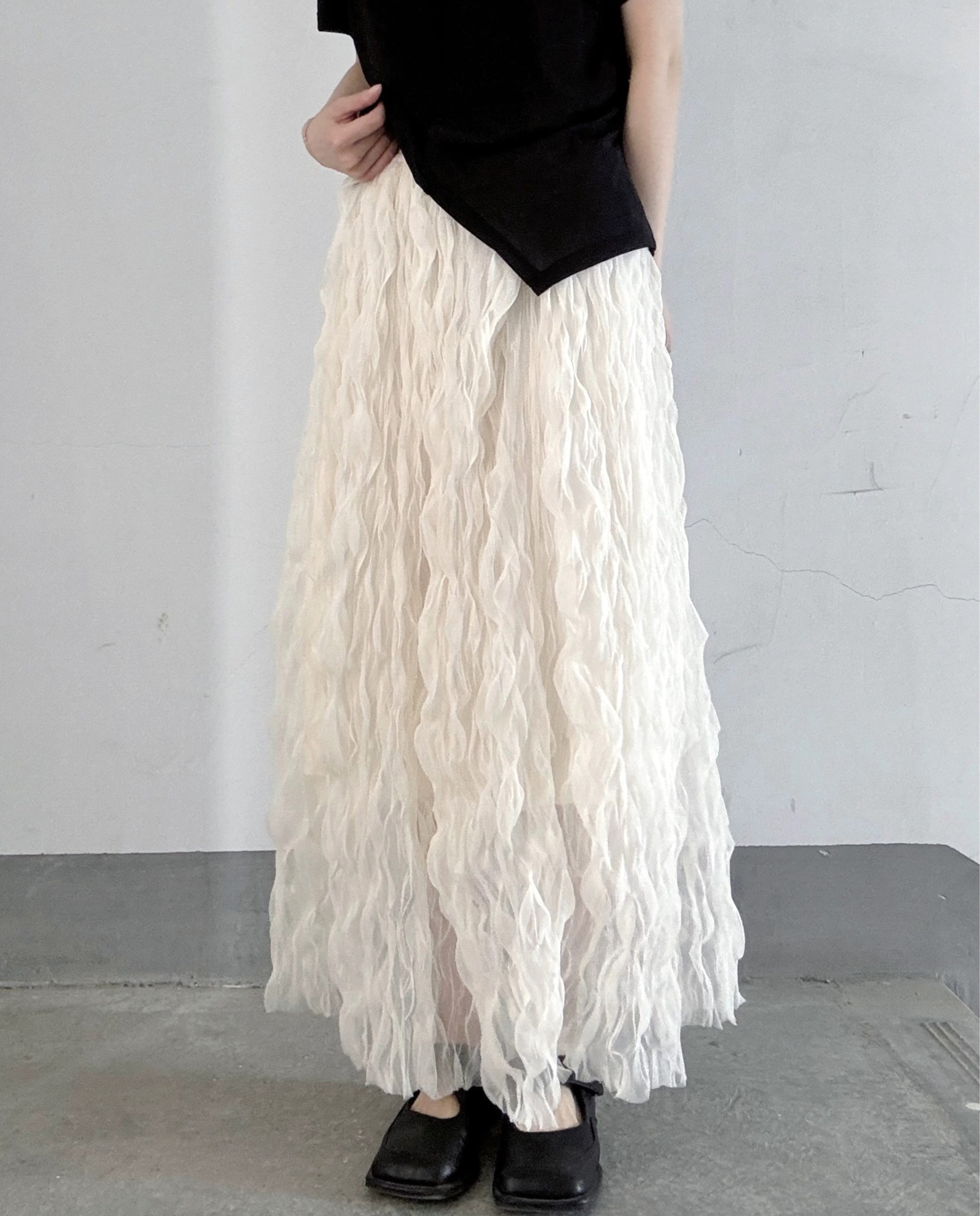 軽やかな高級感が漂う儚げな波打ち♪シワ加工レーススカート アイボリー