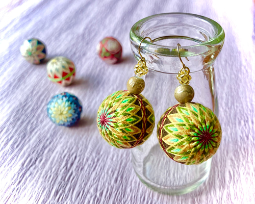 ちか 手毬ピアス5点 c43ba2a2622195ddfe96500056c220