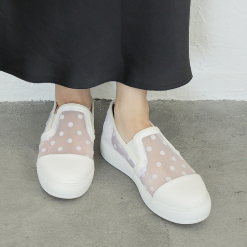 売り切れ御免☆【3000円引き】軽量 メッシュ ドット柄の