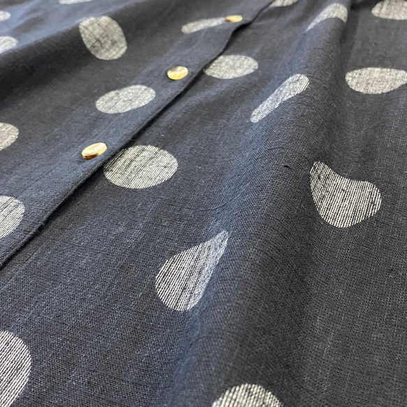 【マンガン絣】スリットロングブラウス 水玉 ドット スミ黒 長袖 柔軟起毛加工 