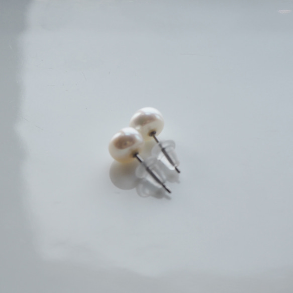 簡約淡水珍珠耳環（白/粉） 第5張的照片