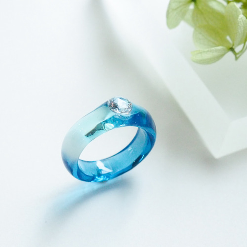 [R340-001］ 翡翠　くりぬき　リング　天然石　グアテマラ産　13号　指輪 R340-001］ 翡翠くりぬきリング天然石グアテマラ産13号指輪