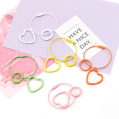 M13761-5 3個 ワイヤーキーリング 丸型カラビナ ハート型二重リング