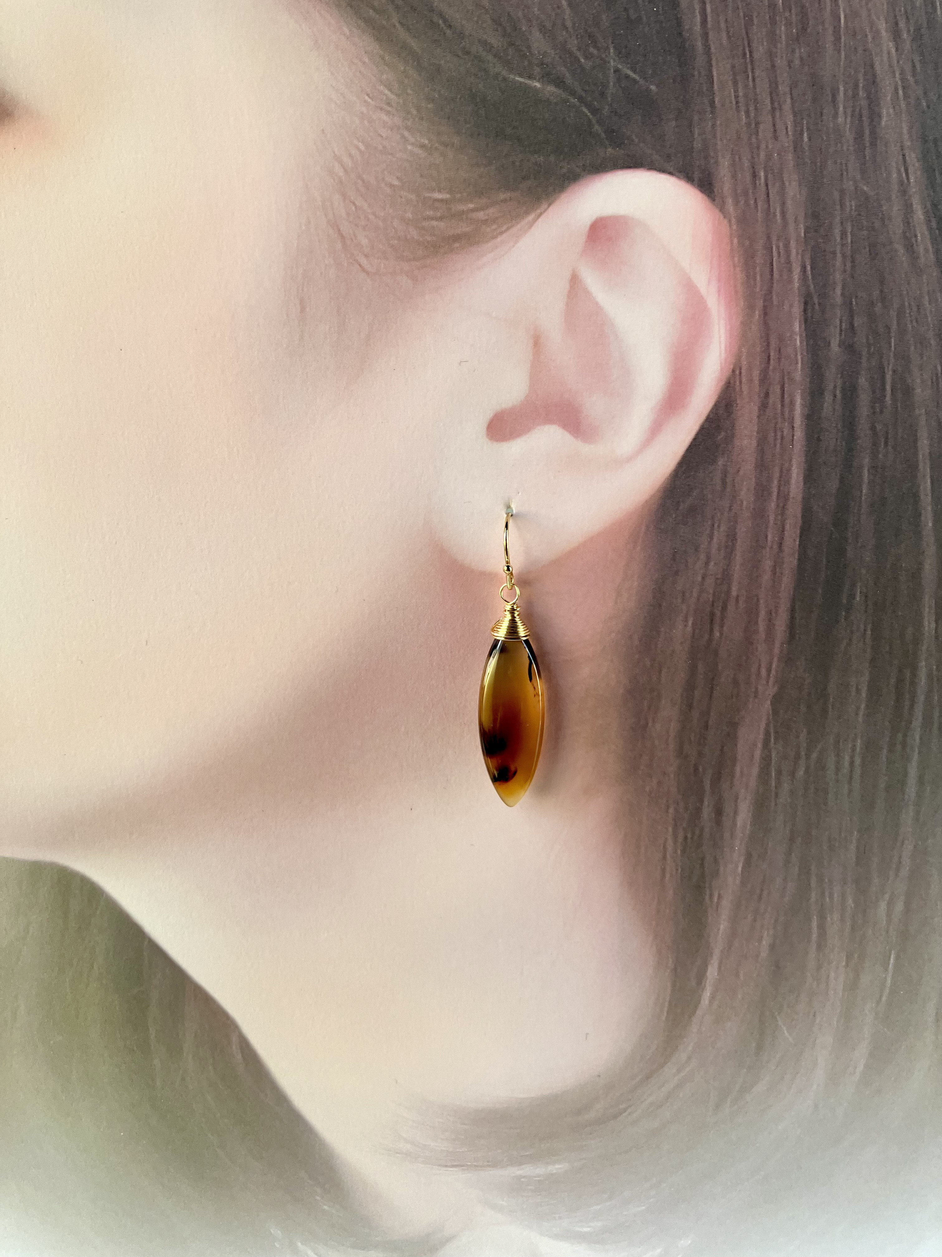 モンタナアゲートのマーキスピアス