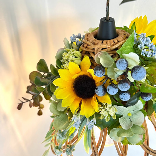 お花が華やかなラタン 籐シェードとランプセット 02 シーリング