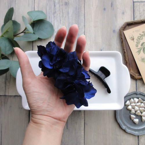 バンスクリップ□ 紫陽花の花びら □ #033 ダークブルー ヘアクリップ  
