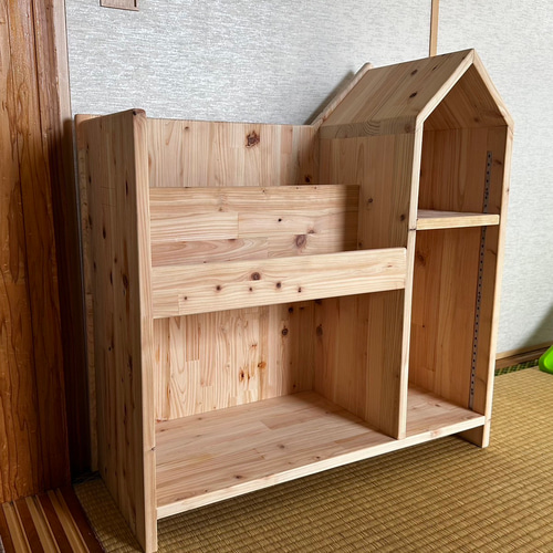【在庫限り】 無垢 おもちゃ ブックスタンド 絵本棚 ハウス型シェルフ(無塗装) 絵本+児童書