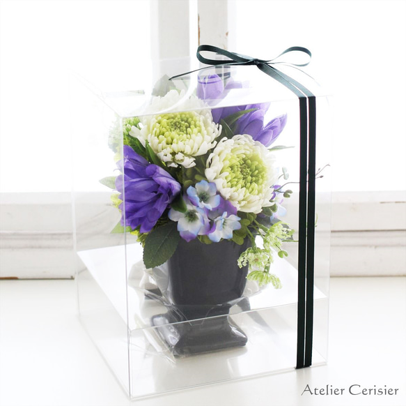 輪菊の仏花 ＜シランス Sサイズ＞菊 ホワイトグリーン リンドウ お供え花 プリザーブドフラワー 5枚目の画像