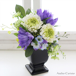 輪菊の仏花 ＜シランス Sサイズ＞菊 ホワイトグリーン リンドウ お供え花 プリザーブドフラワー 2枚目の画像