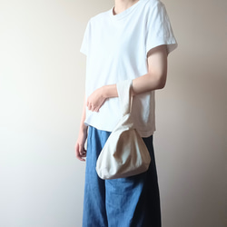 ナチュラルな装いに＊しじみフォルムの軽やかバッグ 20枚目の画像