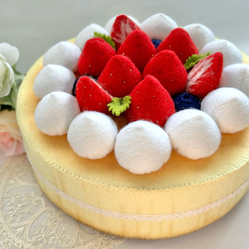 フェルトで作ったチーズケーキ(ホール)/レース その他雑貨 moco