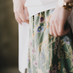 夏にぴったり！バルーンパンツ ハーフリネン アラジンパンツ フラワー グリーン ボタニカル ゆったり 半端丈 9枚目の画像