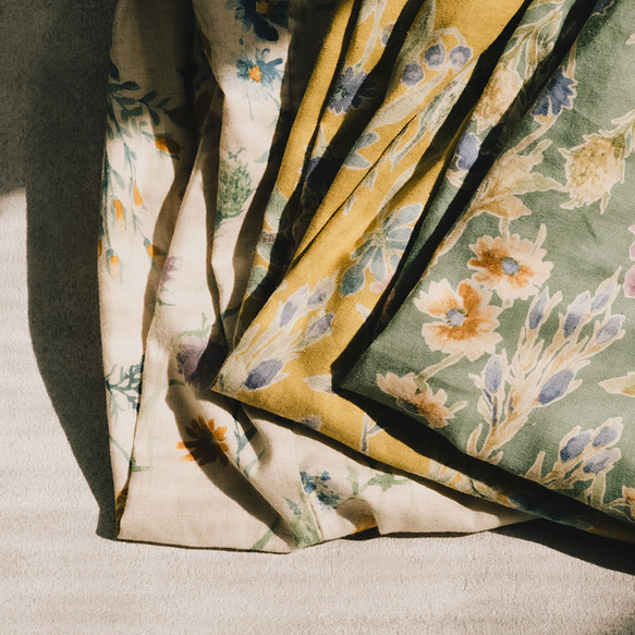 夏にぴったり！バルーンパンツ ハーフリネン アラジンパンツ フラワー グリーン ボタニカル ゆったり 半端丈 14枚目の画像