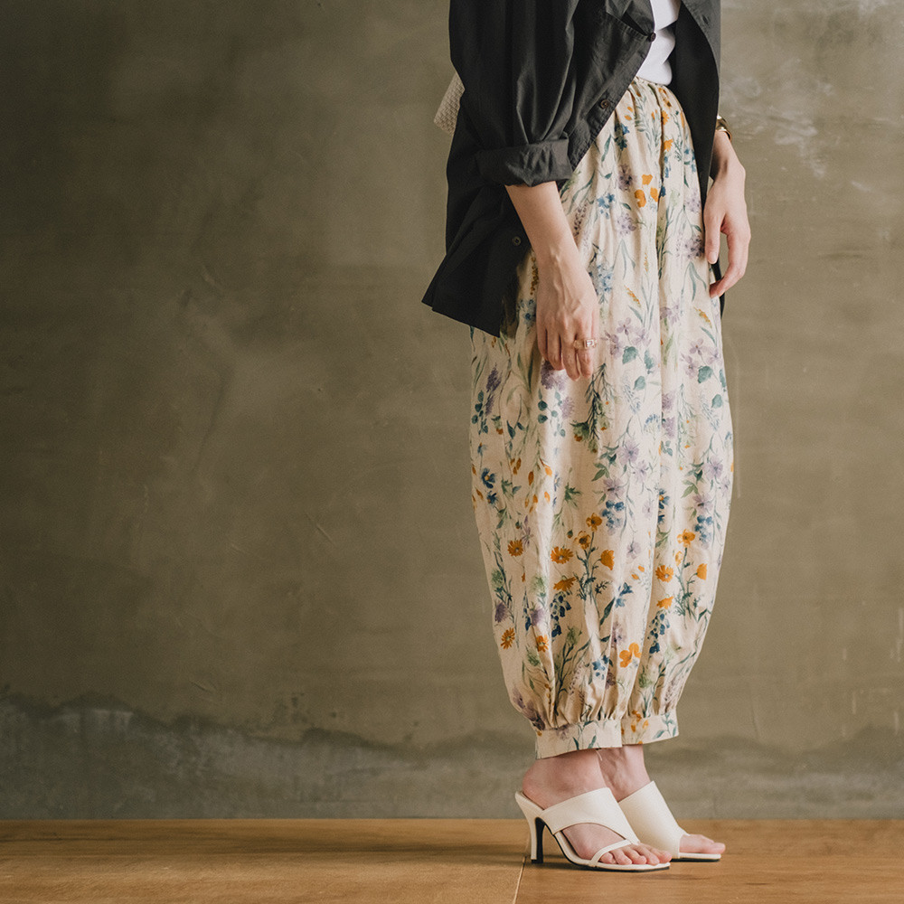 夏にぴったり！バルーンパンツ ハーフリネン アラジンパンツ フラワー ナチュラ ボタニカル ゆったり 半端丈