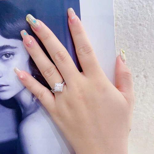 指輪 本物 天然ダイヤモンド 鑑定書付き 楽天市場】【鑑定書】天然カラー ダイヤモンド リング 0.2カラット