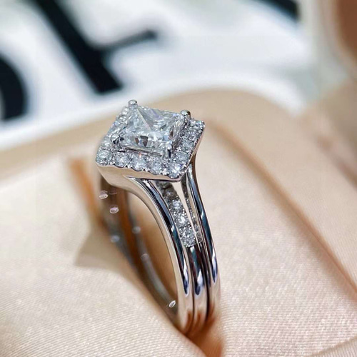 GIA鑑定書付き 0.81ct天然ダイヤモンド 指輪 K18 指輪・リング CHIC  