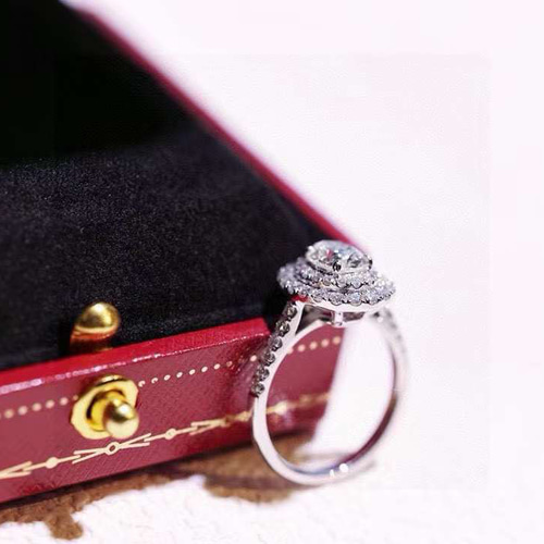 GIA鑑定書付き 0.8ct天然ダイヤモンド 指輪 K18 指輪・リング CHIC