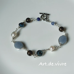 [再販]フォーマルにも映える「エンジェライト」＆「ディープブルーアクアマリン」＆「淡水パール」のブレス 1枚目の画像