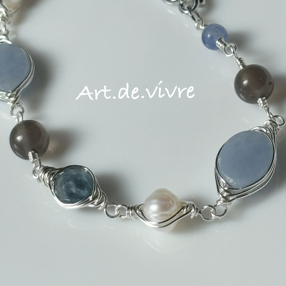 [再販]フォーマルにも映える「エンジェライト」＆「ディープブルーアクアマリン」＆「淡水パール」のブレス 5枚目の画像