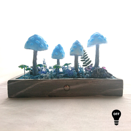 青の毒きのこランプ9 立体・オブジェ Darwin 通販 18067327｜Creema