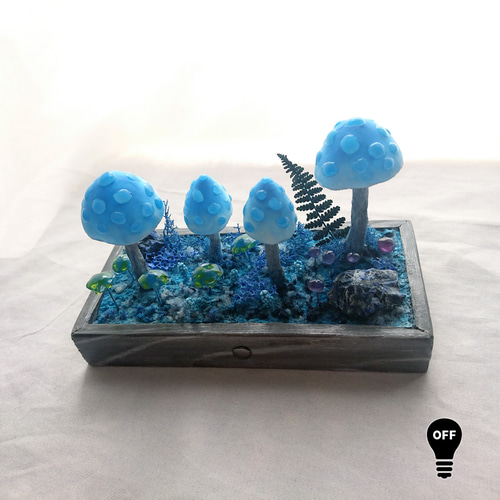 青の毒きのこランプ9 立体・オブジェ Darwin 通販 18067327｜Creema